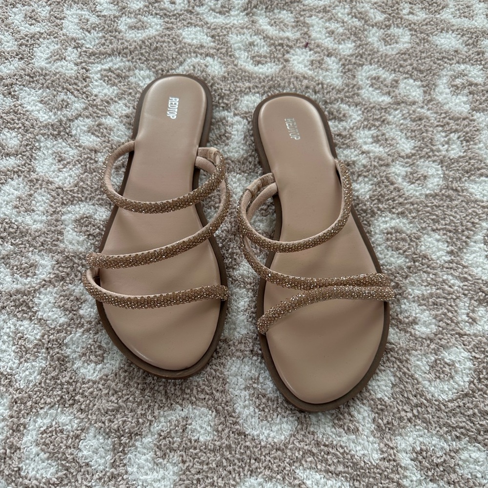 Red top rose gold sandals size 6